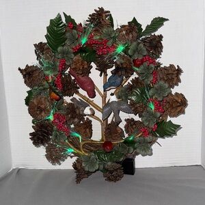 Fiber Optic Holiday Wreath Birds Accorn Holly Berries Color Changing Vintage
